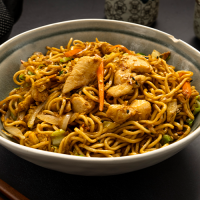 Yakisoba pollo y verduras
