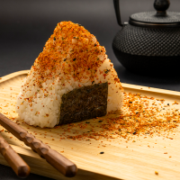 Onigiri spicy Salmón
